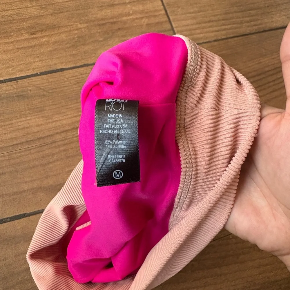 Beach riot Gwen bra top in pink tan rouge colorblock medium NWOT - Picture 4 of 5